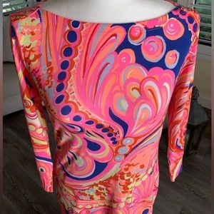 Lilly Pulitzer casual dress. No tears no fading, size small EUC